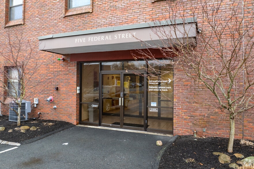 More Photos Of 5 Federal St, Danvers Medical For Sale