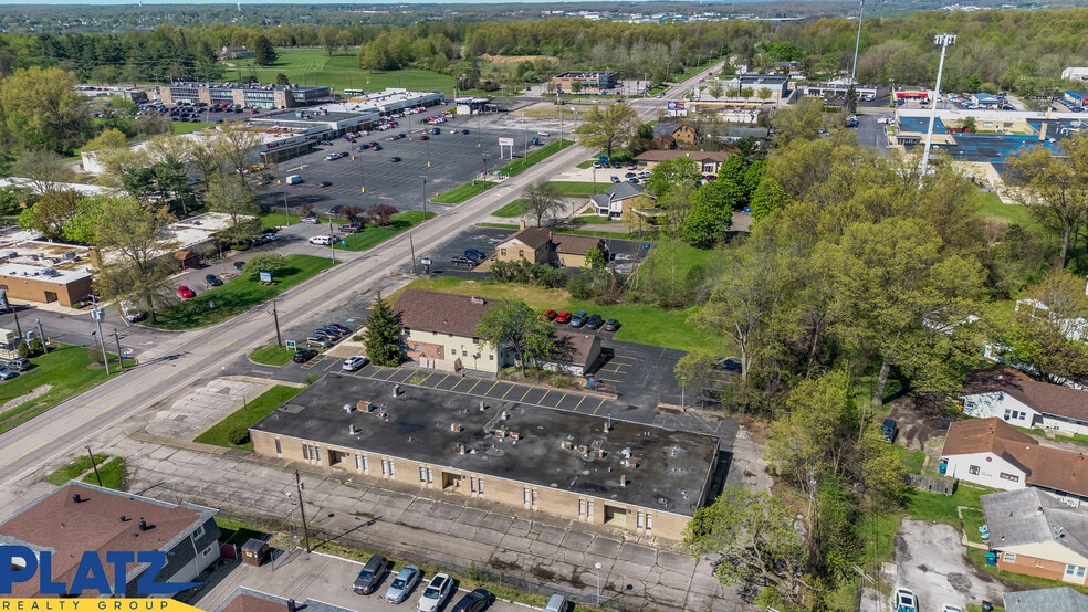 More Photos Of 548 Gypsy Ln, Youngstown Office For Sale