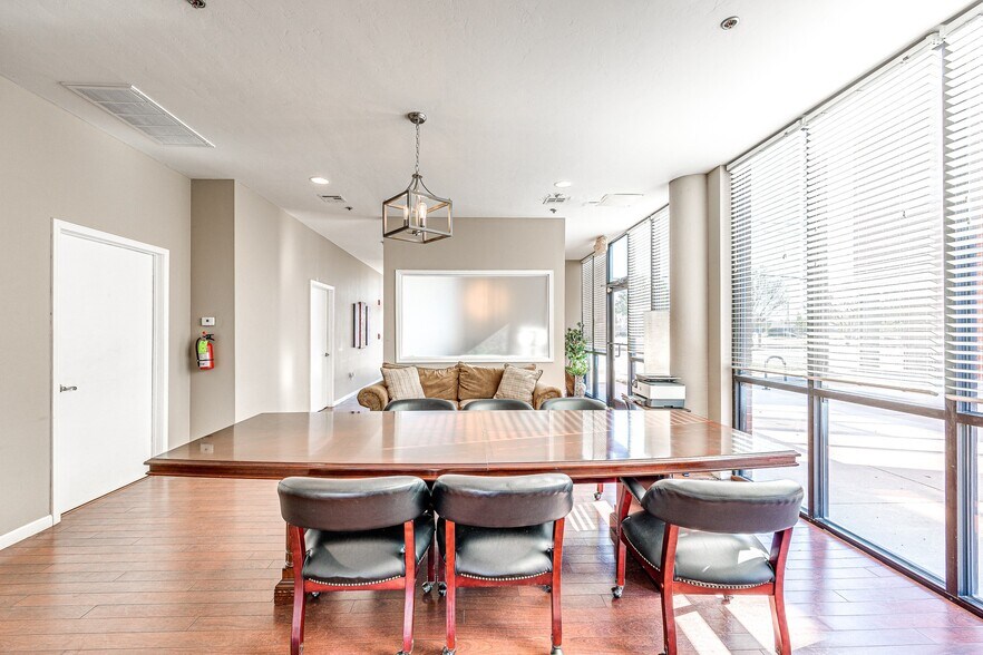 More Photos Of 1300 12th Ave SE, Norman Apartments For Lease