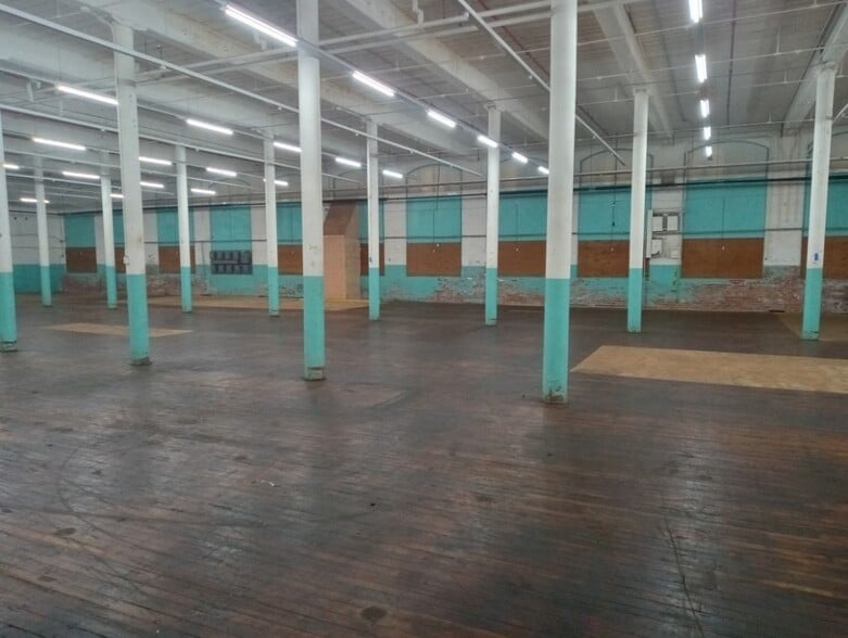 More Photos Of 75 David St, New Bedford Manufacturing For Lease