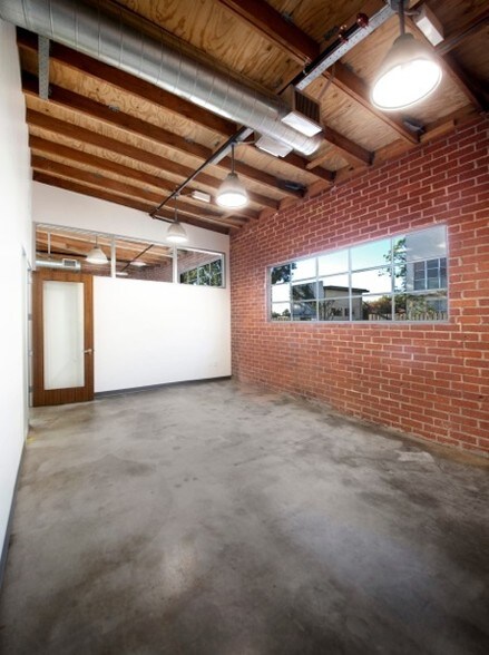 More Photos Of 3003 Pennsylvania Ave, Santa Monica Loft Creative Space For Lease