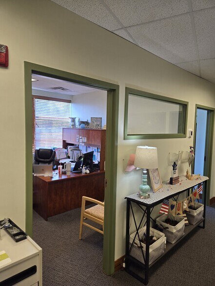 More Photos Of 4548 Atherton Dr, Salt Lake City Office For Lease