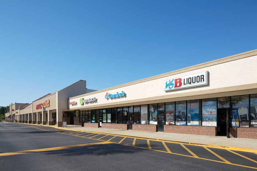 More Photos Of 1812-1850 S Ridgewood Ave, Edgewater Unknown For Lease