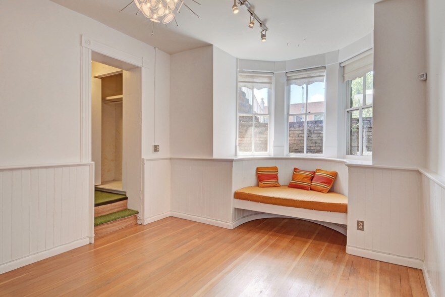 More Photos Of 741 Pearl St, Boulder Office For Lease