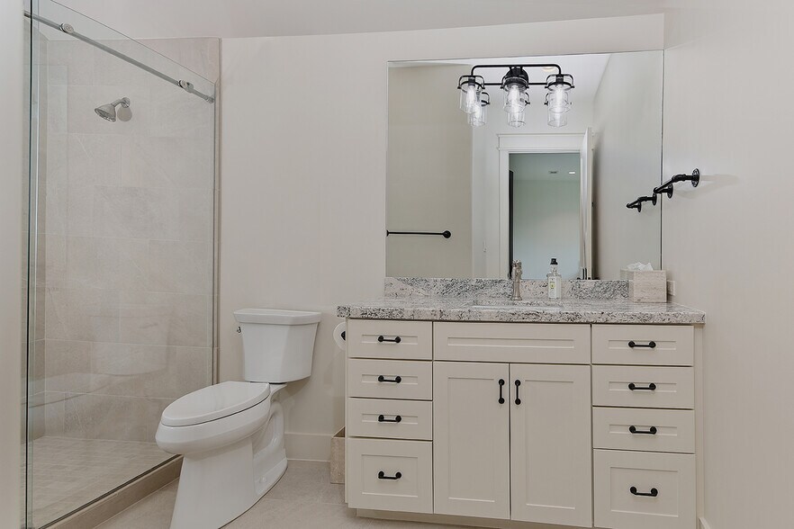 More Photos Of 40693 Center Hill Road, Hempstead Specialty For Sale