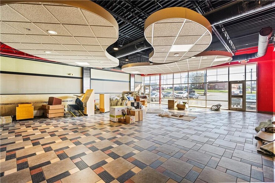 More Photos Of 1900 Belt hwy, Saint Joseph Department Store For Sale