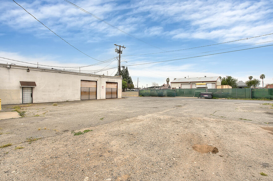 More Photos Of 236 S Riverside Ave, Rialto Freestanding For Sale