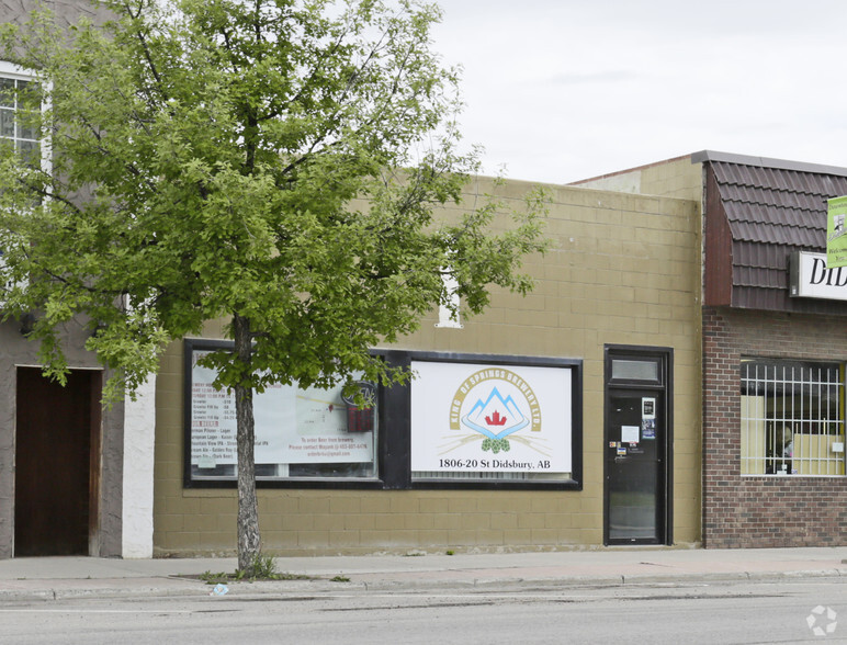 Primary Photo Of 1806 20th St, Didsbury Storefront For Sale