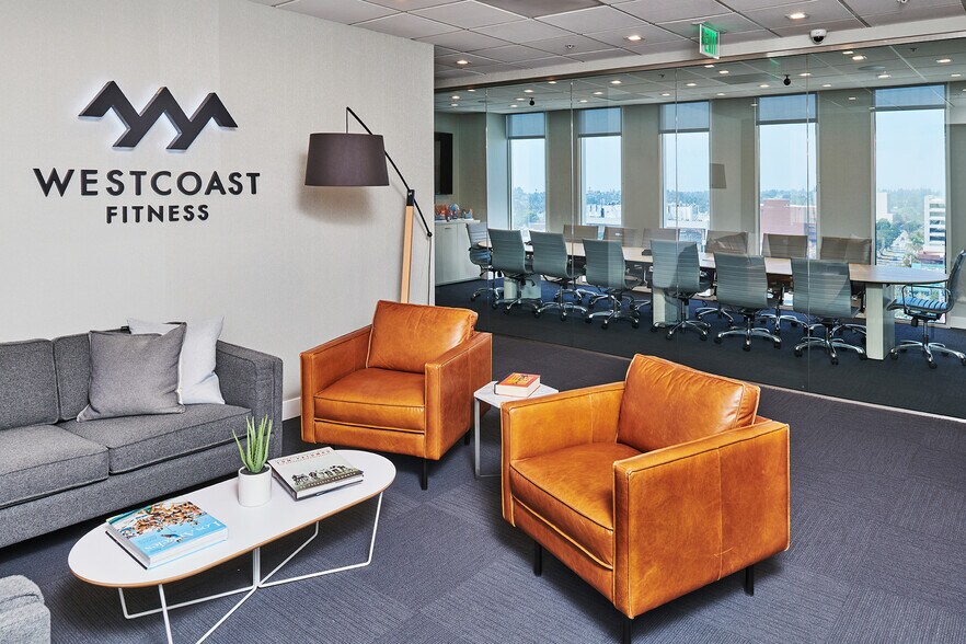More Photos Of 11661 W San Vicente Blvd, Los Angeles Office For Lease