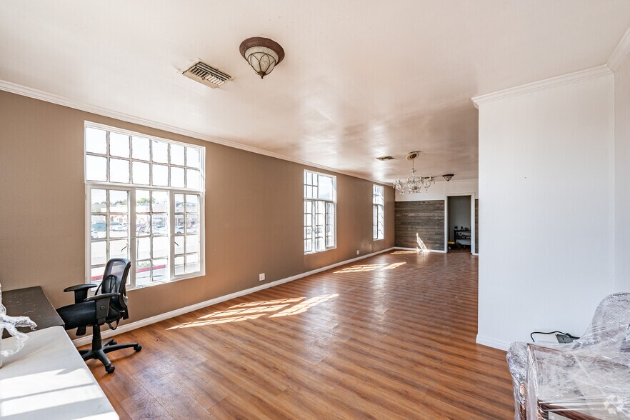 More Photos Of 110 N Third Ave, Upland Warehouse For Sale