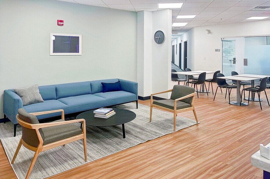 More Photos Of 1690 Sumneytown Pike, Lansdale Coworking Space