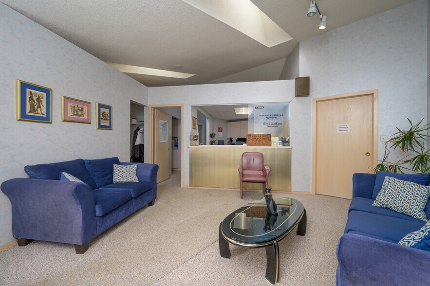 More Photos Of 755 Boardman Canfield Rd, Boardman Medical For Lease