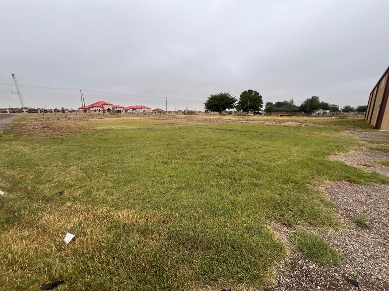 More Photos Of 14540 Dogwood Ave, Gardendale Industrial For Sale