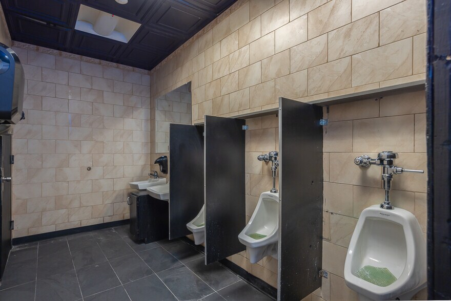 More Photos Of 102 Main St, Nyack Storefront Retail Residential For Sale