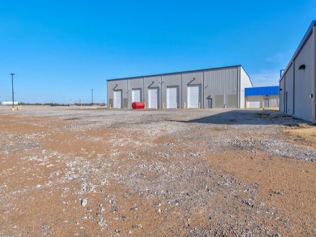 More Photos Of 2201 W South Ave, Ponca City Warehouse For Sale