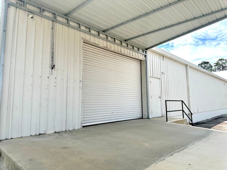 More Photos Of 435 S Main St, Swainsboro Freestanding For Sale