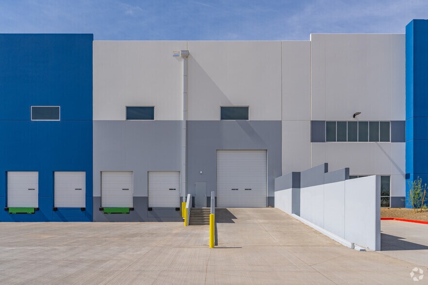 More Photos Of NWC Indian School Rd & W Minnezona Ave, Goodyear Unknown For Lease