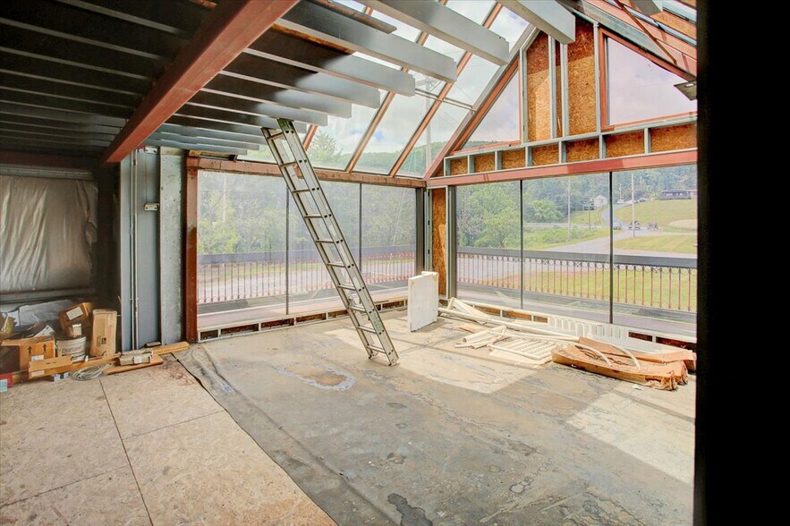 More Photos Of 3771 Pleasant Grove Rd, Warfordsburg Warehouse For Sale