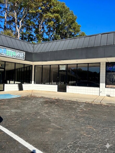 More Photos Of 928 S Park St, Carrollton Storefront Retail Office For Lease