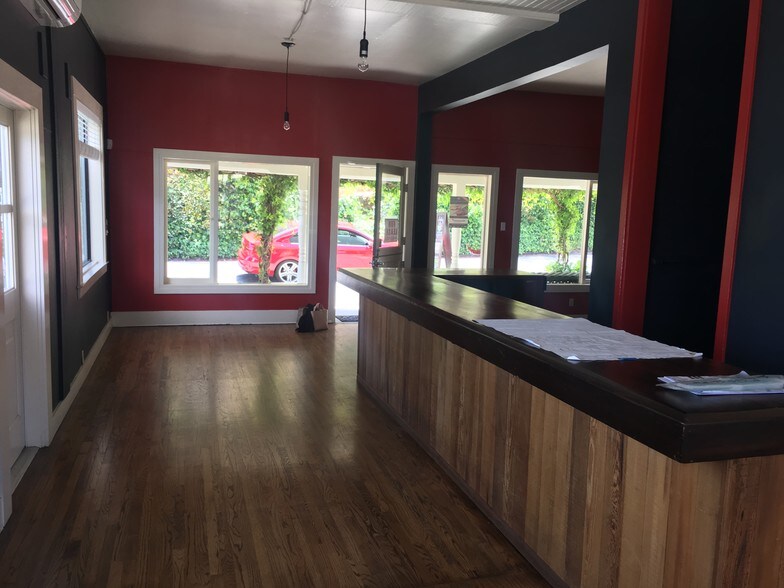 More Photos Of 72 Main St, Belvedere Tiburon Storefront Retail Office For Lease