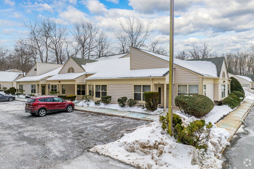 More Photos Of 100-1000 Birchfield Dr, Mount, Mount Laurel Unknown For Lease