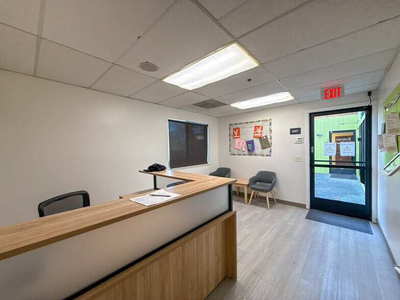 More Photos Of 101 Wikiup Dr, Santa Rosa Office For Sale