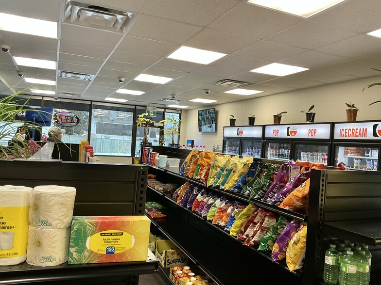 More Photos Of 292 Annapolis Av, Oshawa General Retail For Sale