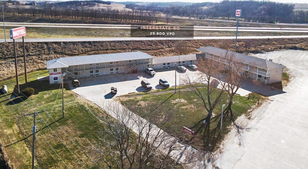 Primary Photo Of 26553 Magnolia Road, Underwood Hotel For Sale