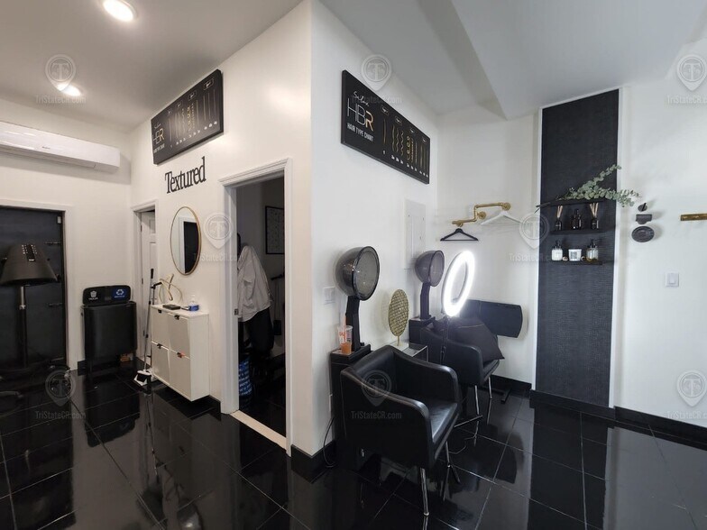 More Photos Of 970 Rogers Ave, Brooklyn Flex For Lease