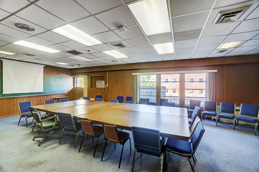 More Photos Of 150 E South College St, Yellow Springs Research And Development For Sale