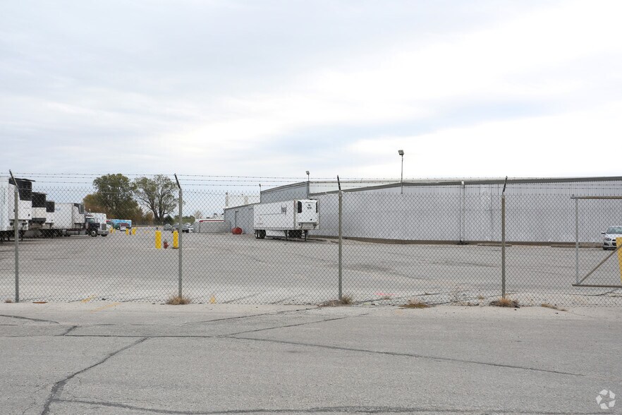 More Photos Of 1601 Fairfax Tfwy, Kansas City Refrigeration Cold Storage For Lease