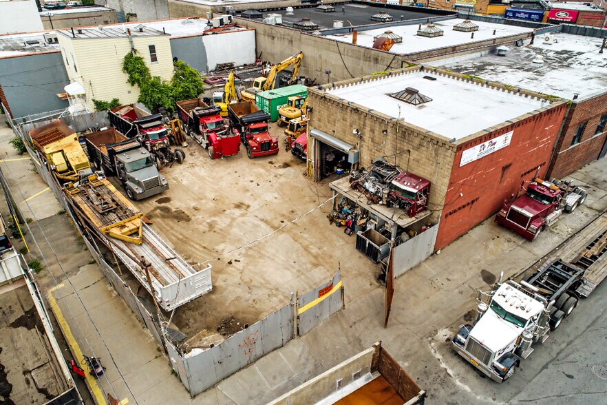 More Photos Of 1614 McDonald St, Bronx Manufacturing For Sale