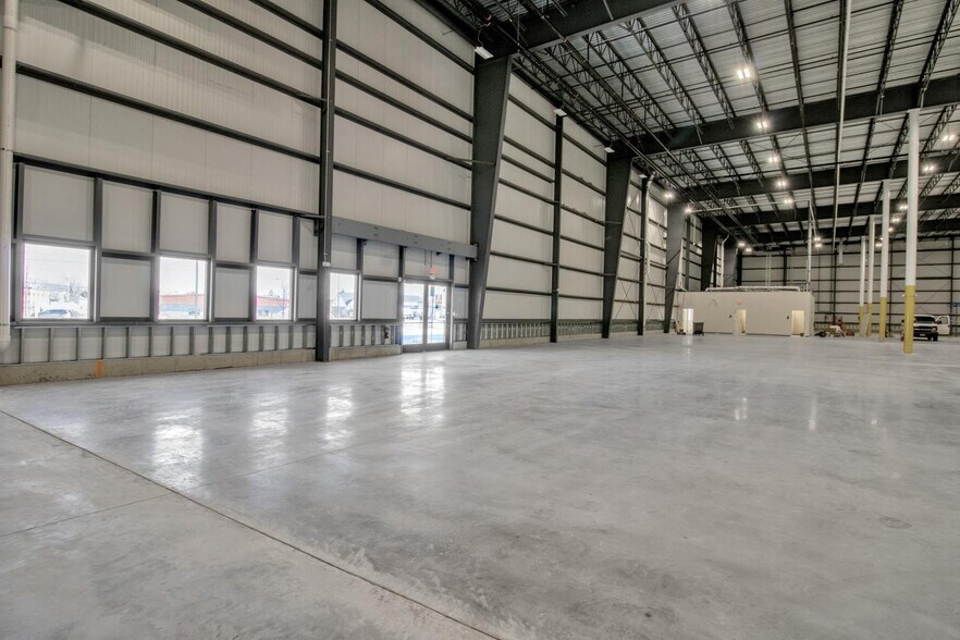 More Photos Of 2 Steelworkers Way, Lackawanna Unknown For Lease