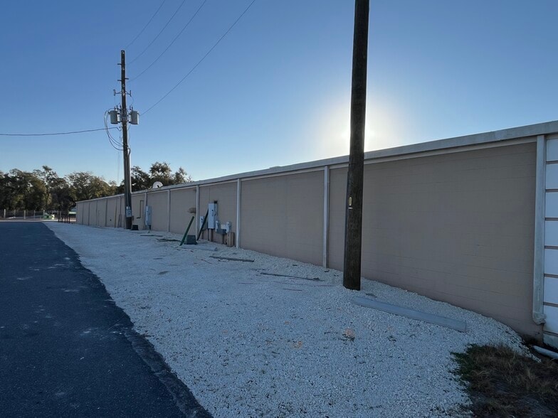 More Photos Of 956 S US Highway 41, Inverness Warehouse For Sale
