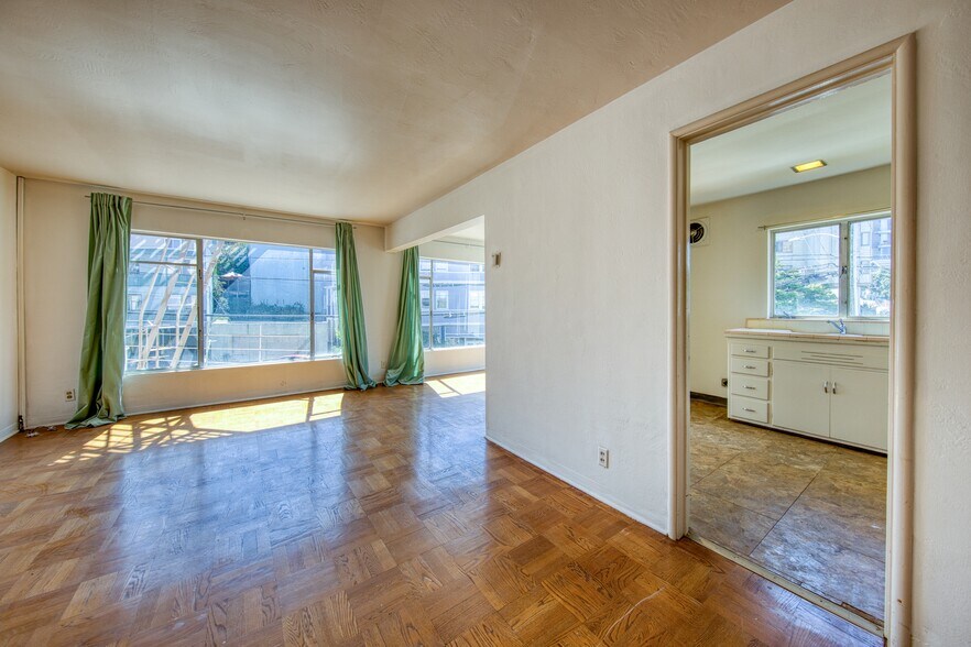 More Photos Of 410 Merritt Ave, Oakland Apartments For Sale