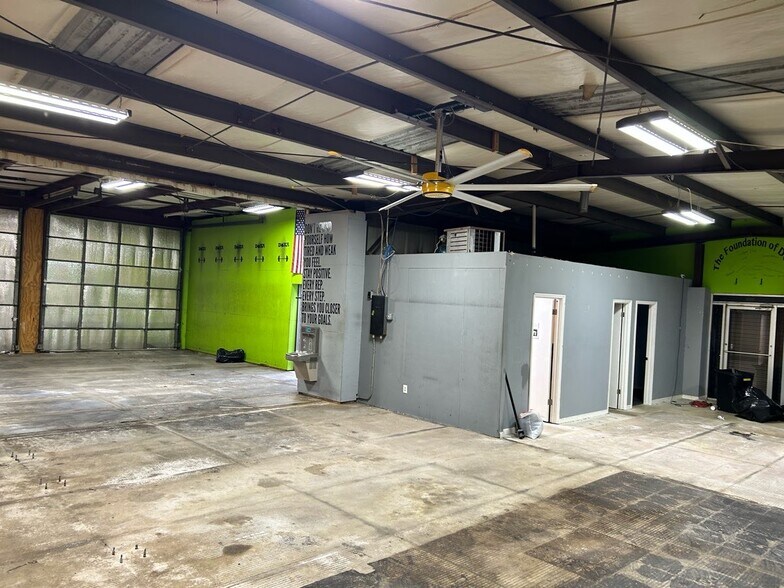 More Photos Of 3340 Vaucluse Rd, Aiken Warehouse For Lease