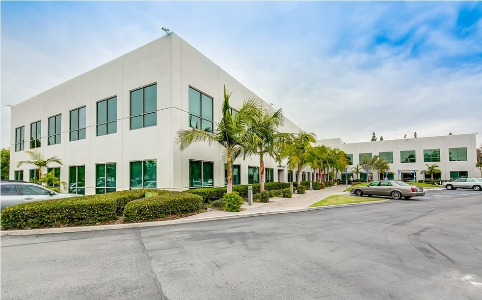 More Photos Of 3525 Hyland Ave, Costa Mesa Loft Creative Space For Sale