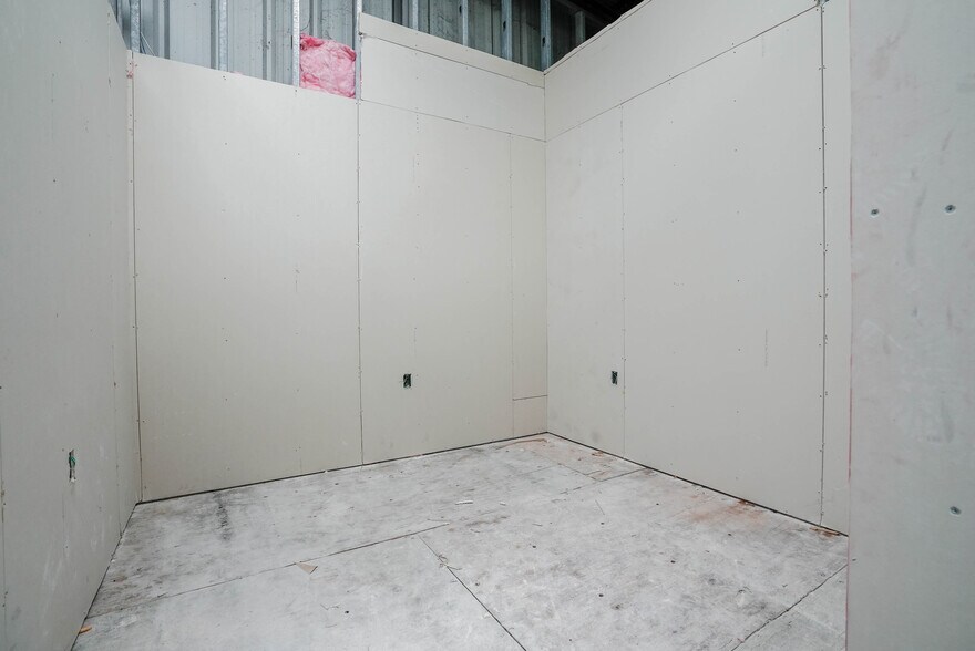 More Photos Of 2465 FM 359 Rd S, Brookshire Warehouse For Sale