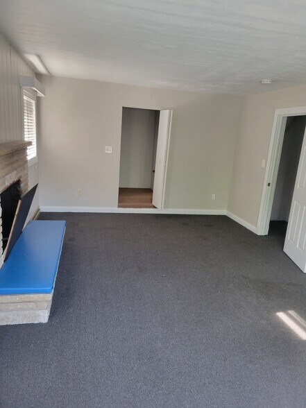 More Photos Of 1241 Hill Rd, Pickerington Medical For Lease