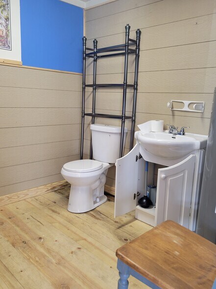 More Photos Of 3264 Chattanooga Rd, Tunnel Hill Office Residential For Sale