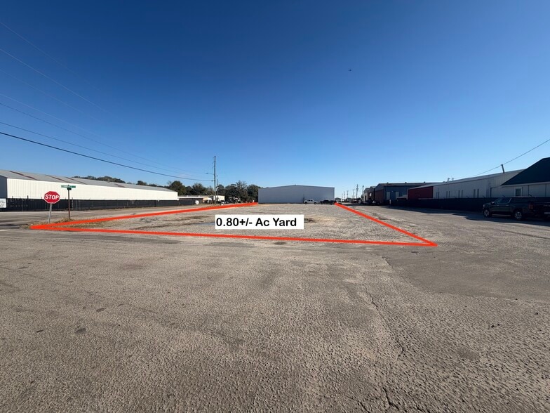 More Photos Of 2720 Commerce Dr, Columbia Warehouse For Lease