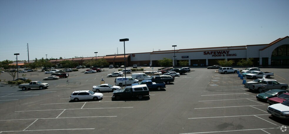 More Photos Of 6811-6819 W Peoria Ave, Peoria Unknown For Lease