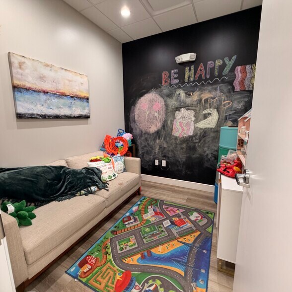 More Photos Of 945 Stockton Dr, Allen Medical For Sale