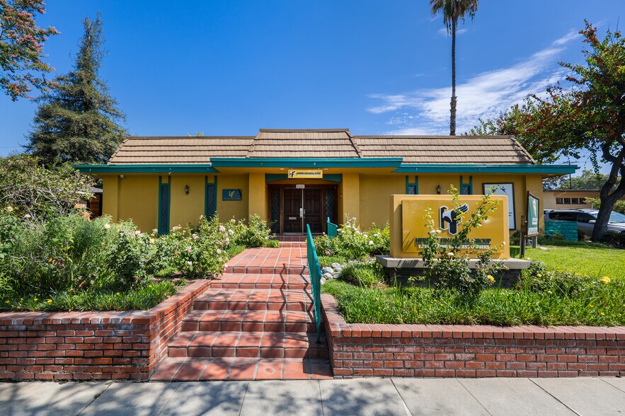 Primary Photo Of 635 W Foothill Blvd, Monrovia Loft Creative Space For Sale