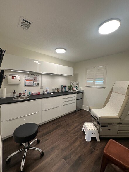 More Photos Of 8406 Panama City Beach Pky, Panama City Beach Unknown For Lease