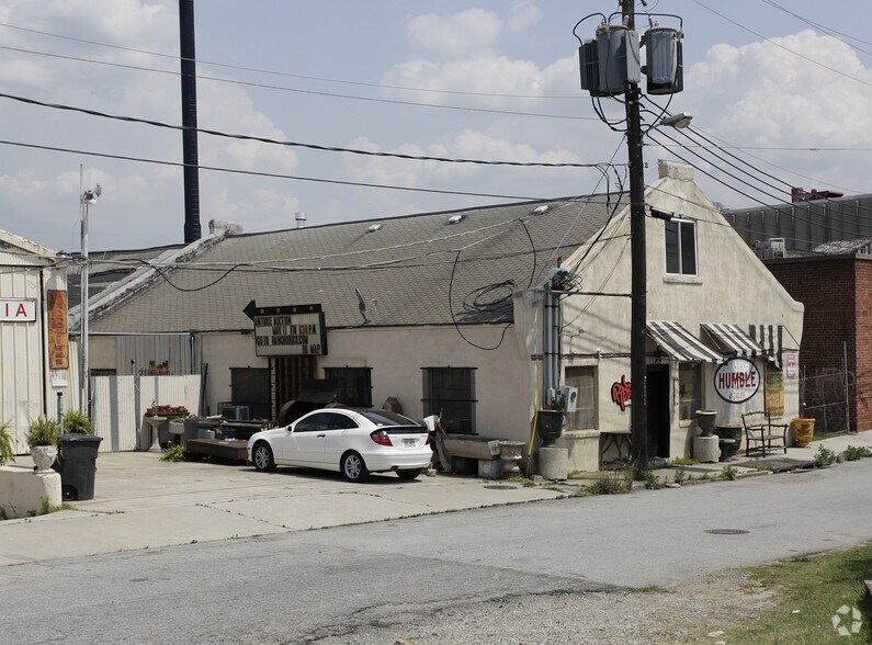 More Photos Of , Atlanta Unknown For Sale