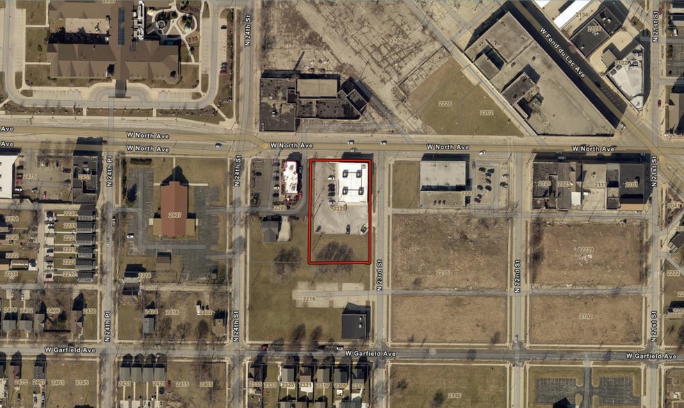 More Photos Of 2329 W North Ave, Milwaukee Freestanding For Lease