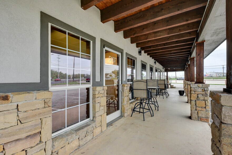 More Photos Of 5107 Monaco Cir, San Antonio Office For Sale