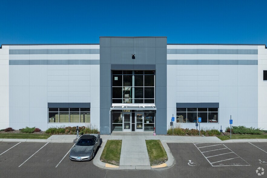 More Photos Of 8360 Courthouse Blvd, Inver Grove Heights Manufacturing For Lease