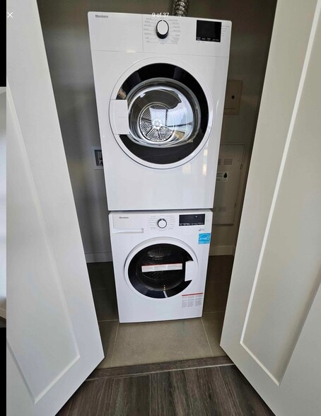 More Photos Of 5535 Hastings St, Burnaby Apartments For Lease